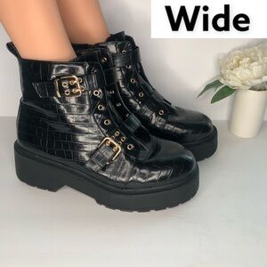 12W WIDE WIDTH Black Crocodile Ankle Boots Chunky Platform Bootie Faux Leather